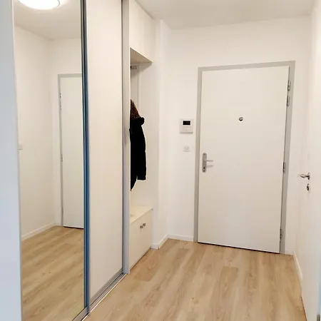 Apartment Stein In Center With Private Garage Parking